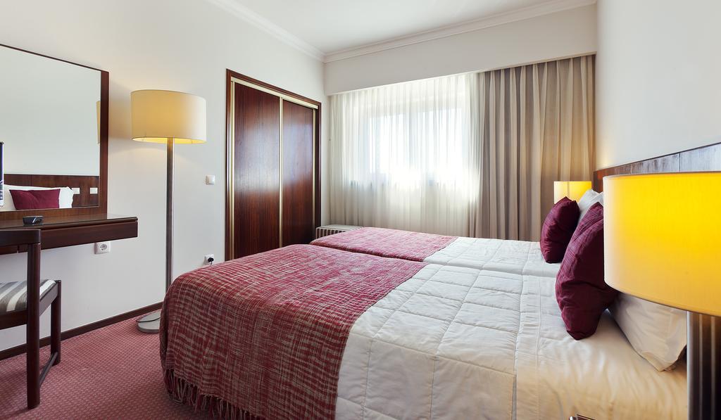 Hotel Lux Mundi Fátima Exteriör bild